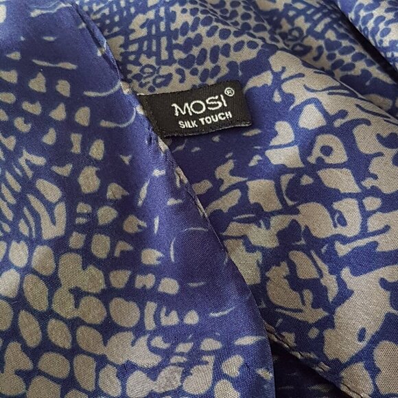 Vintage Blue Silk Scarf, MOSI Silk Shoulder Wrap Shawl - Picture 3 of 10